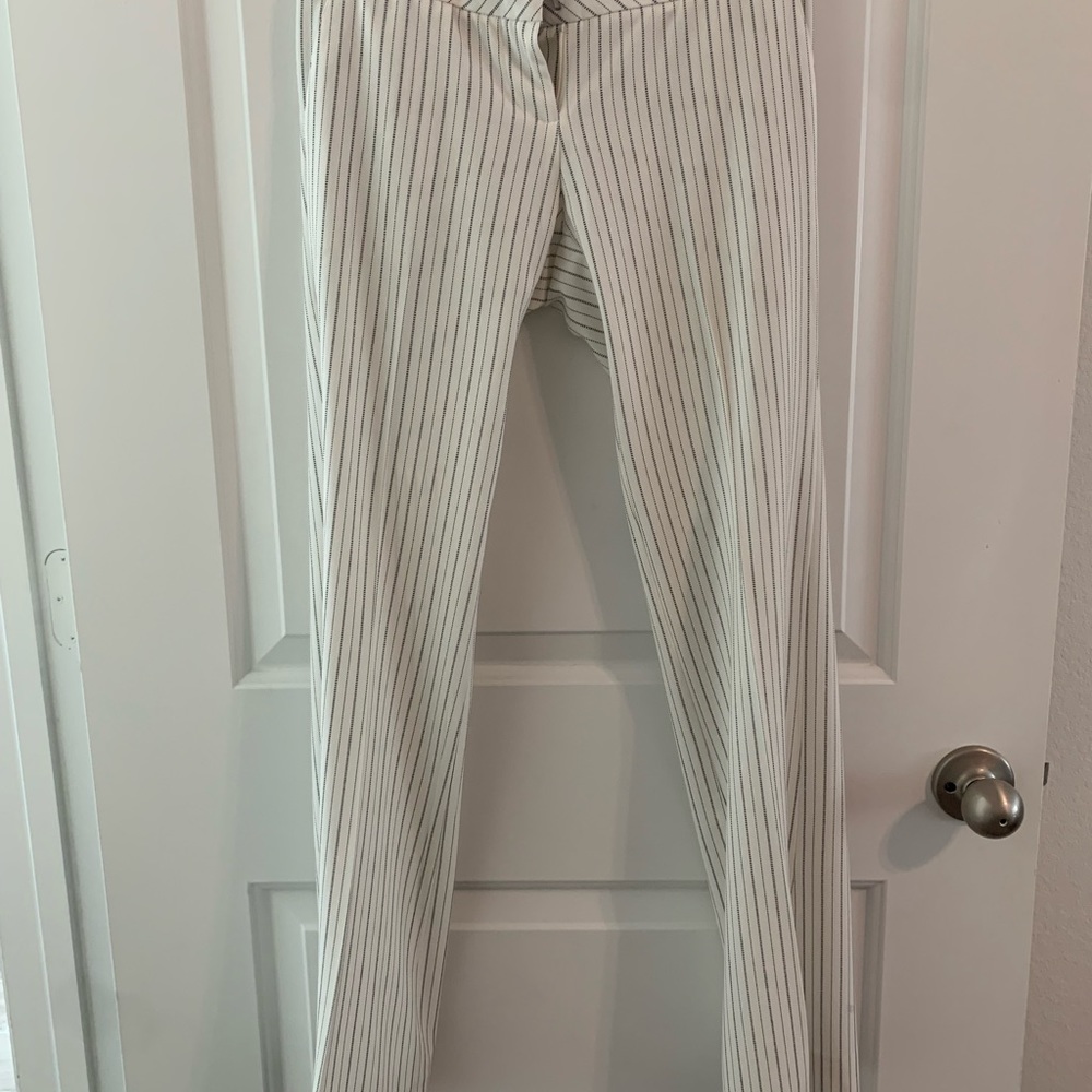 Dress pants brand Lulumari, size S